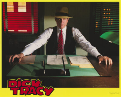 Warren Beatty stars as Dick Tracy