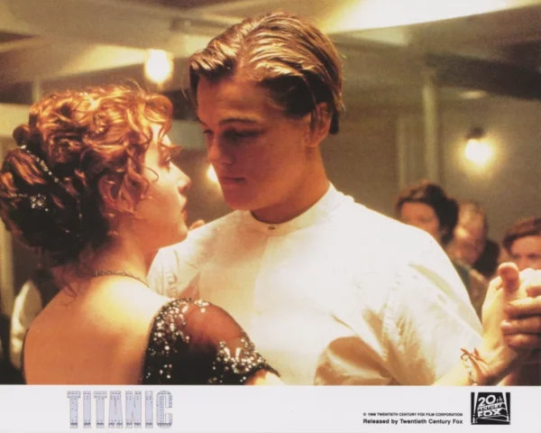 Kate Winslet and Leonardo DiCaprio star as Rose & Jack