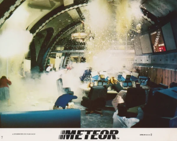 Meteor (1979) USA Lobby Card #07 [scanned-in image]