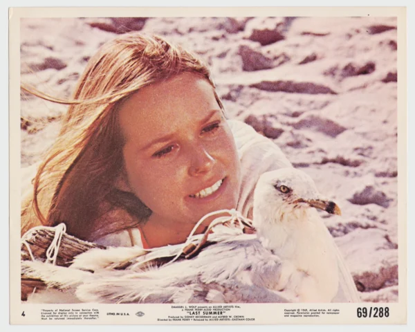 Sandy (Barbara Hershey)